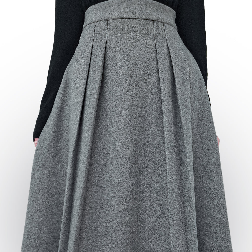 Elegant Women’s Maxi Skirt